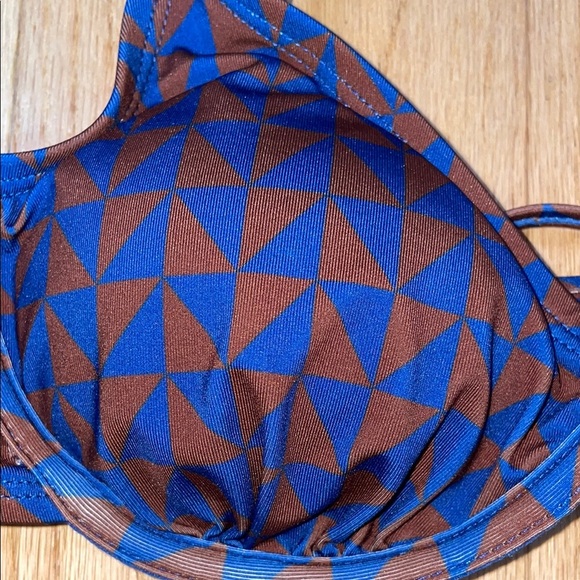 Hurley Blue and Orange Bikini with Adjustable Straps - Picture 3 of 7